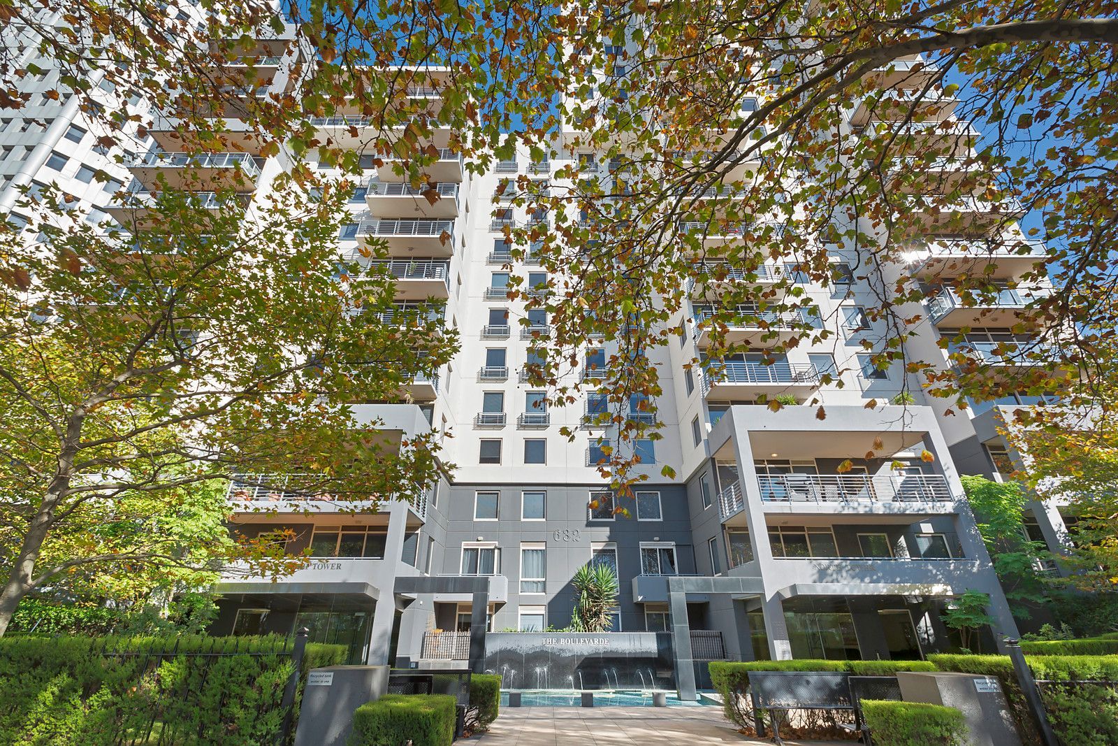 3 bedrooms Apartment / Unit / Flat in 27/632 St Kilda Road MELBOURNE VIC, 3004