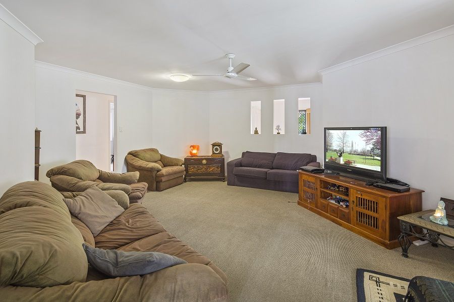 6 Pembroke Crescent, Sippy Downs QLD 4556, Image 1