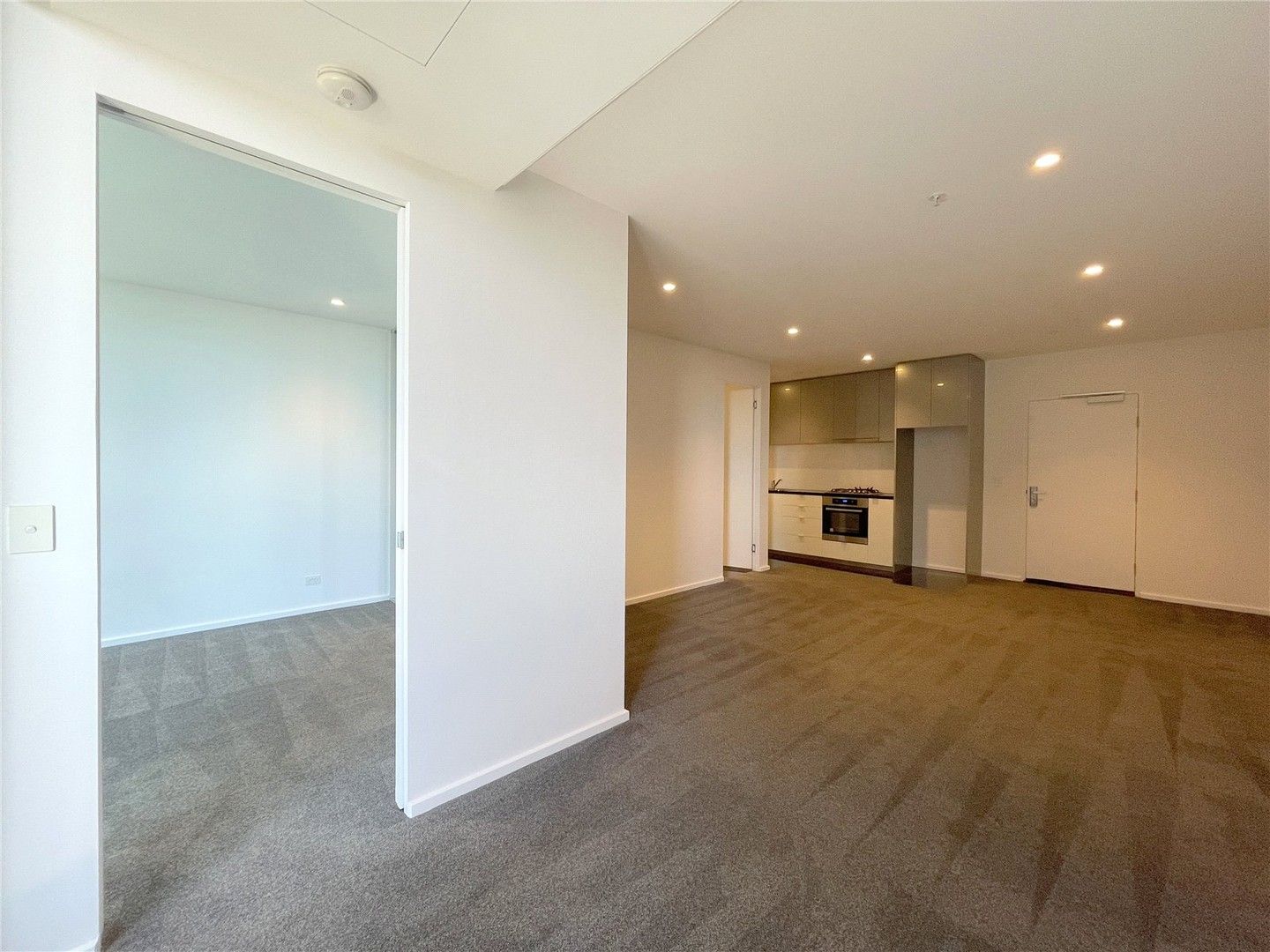 1 bedrooms Apartment / Unit / Flat in 3110/151 City Road SOUTHBANK VIC, 3006