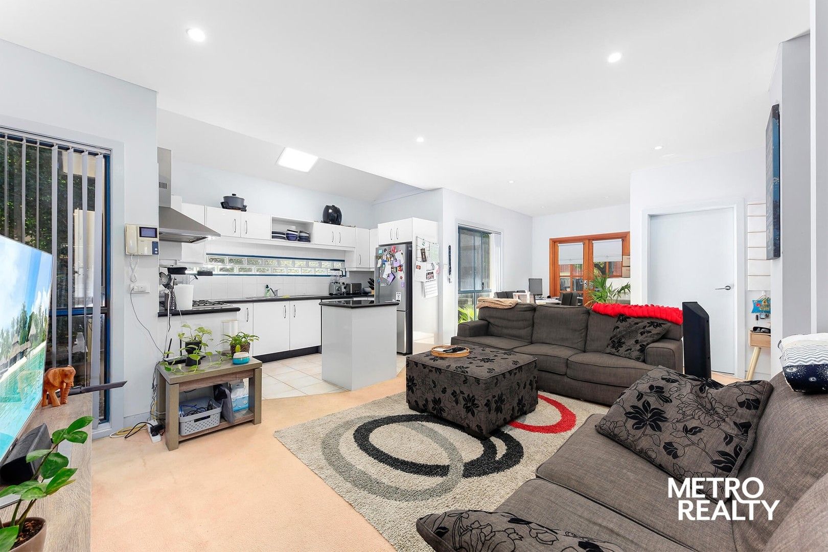 3 bedrooms Apartment / Unit / Flat in 5/12-18 Kumbardang Ave MIRANDA NSW, 2228