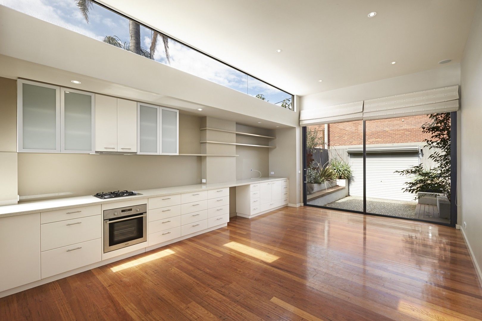 2 bedrooms House in 16 Chapel Street RICHMOND VIC, 3121