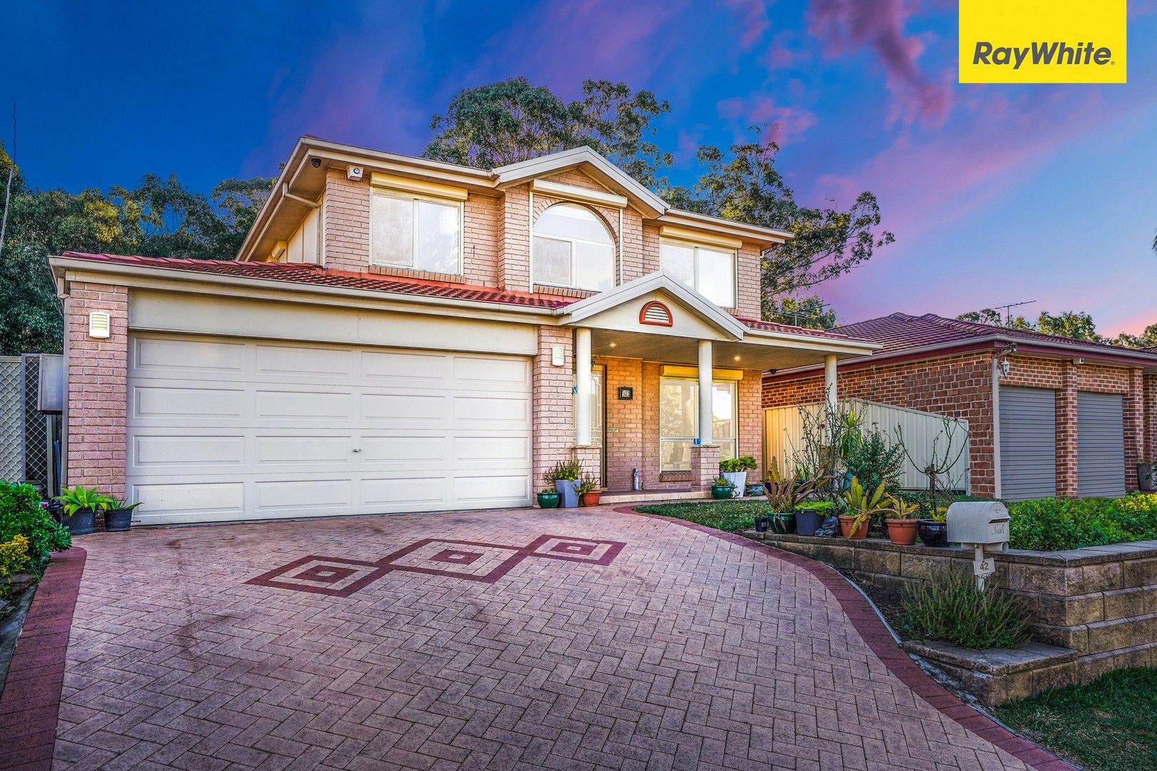 5 bedrooms House in 42 Bainbridge Crescent ROOTY HILL NSW, 2766