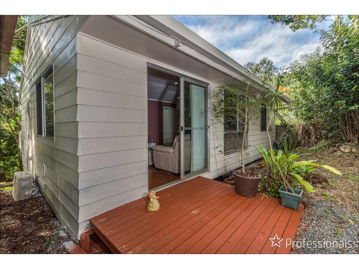 54 Eagle Heights Road, Tamborine Mountain QLD 4272, Image 2