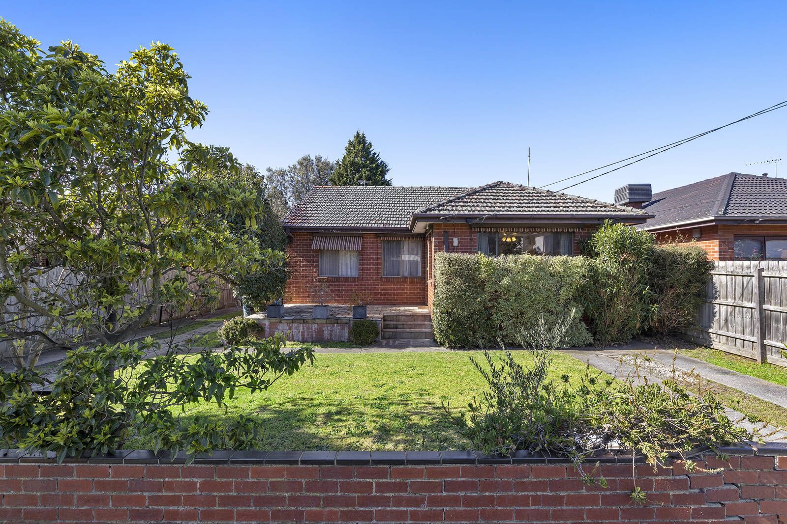 8 Burt Crescent, Hampton East VIC 3188, Image 1