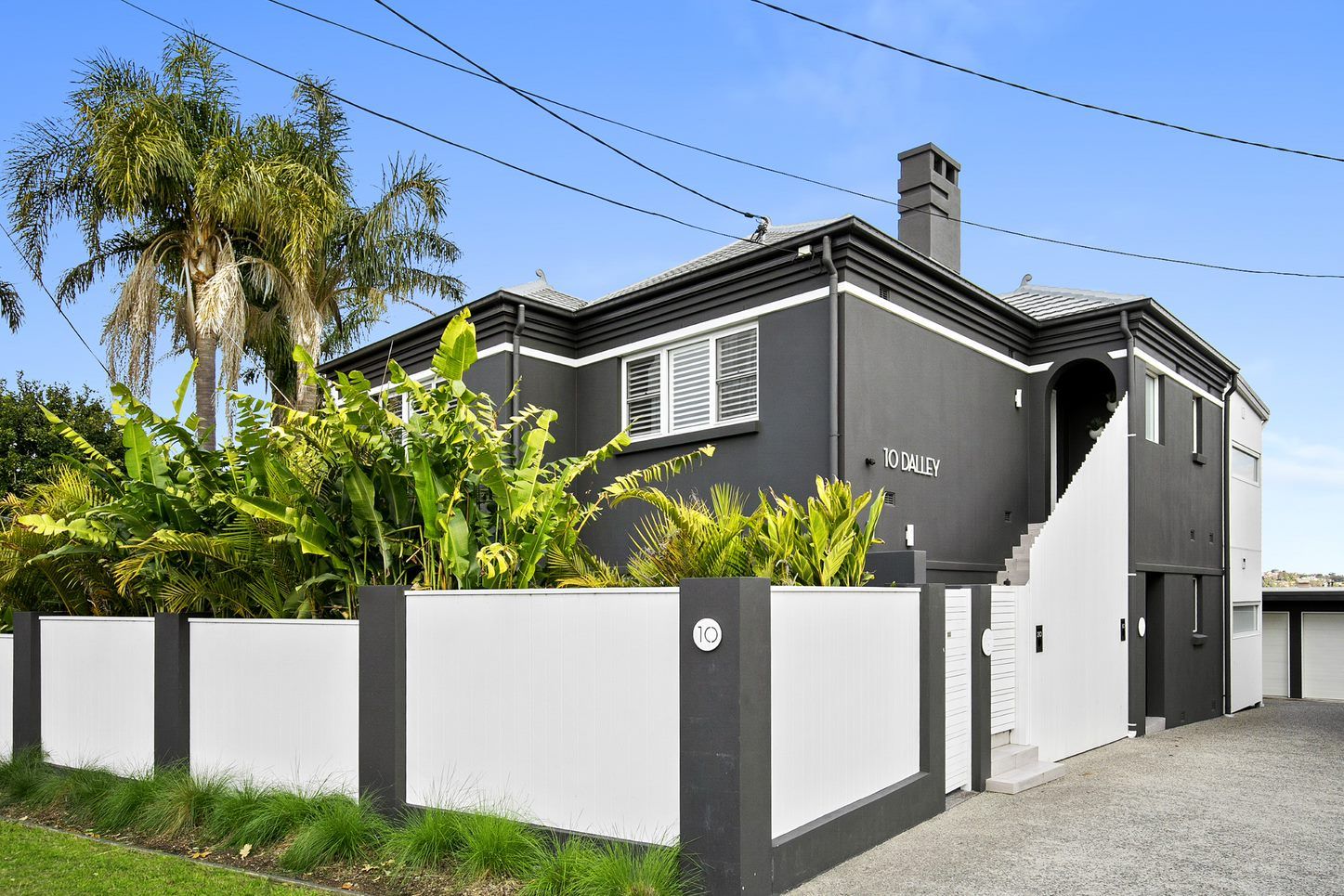 2 bedrooms Semi-Detached in 2/10 Dalley Street QUEENSCLIFF NSW, 2096