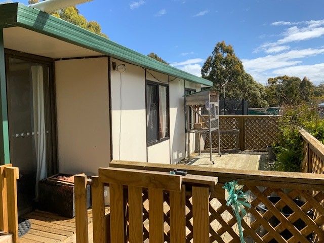 21 Fox Avenue, White Beach TAS 7184, Image 2