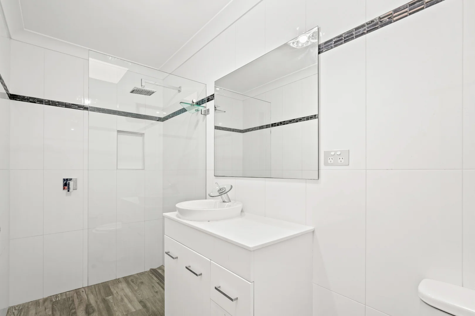 Additional image 5 of 2/56 Showground Road, Gosford NSW 2250