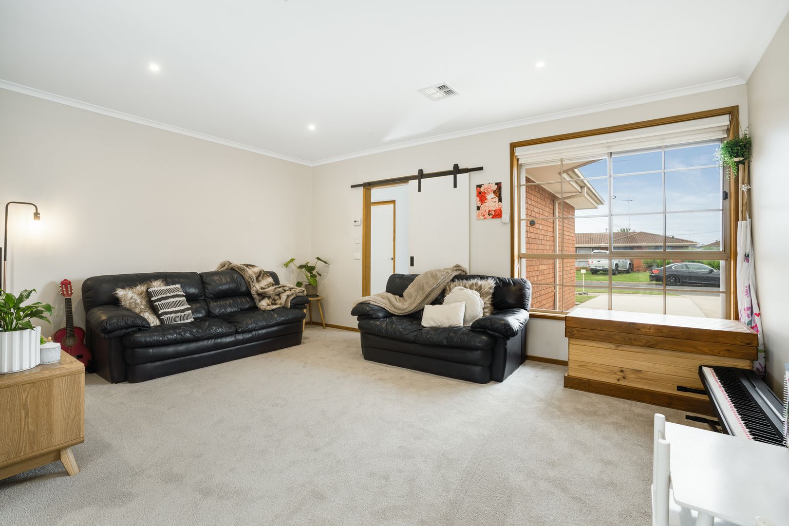 15 Caramut Court, Corio VIC 3214, Image 2