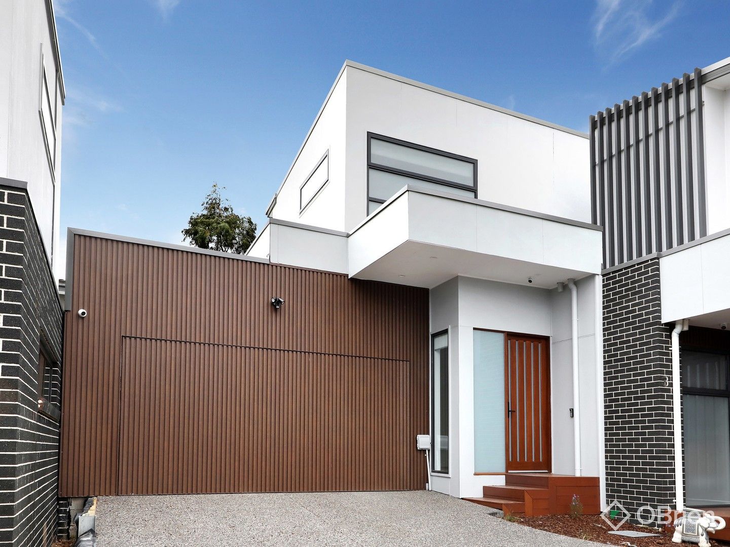 4 bedrooms Townhouse in 2/30 Hiscock Street CHADSTONE VIC, 3148