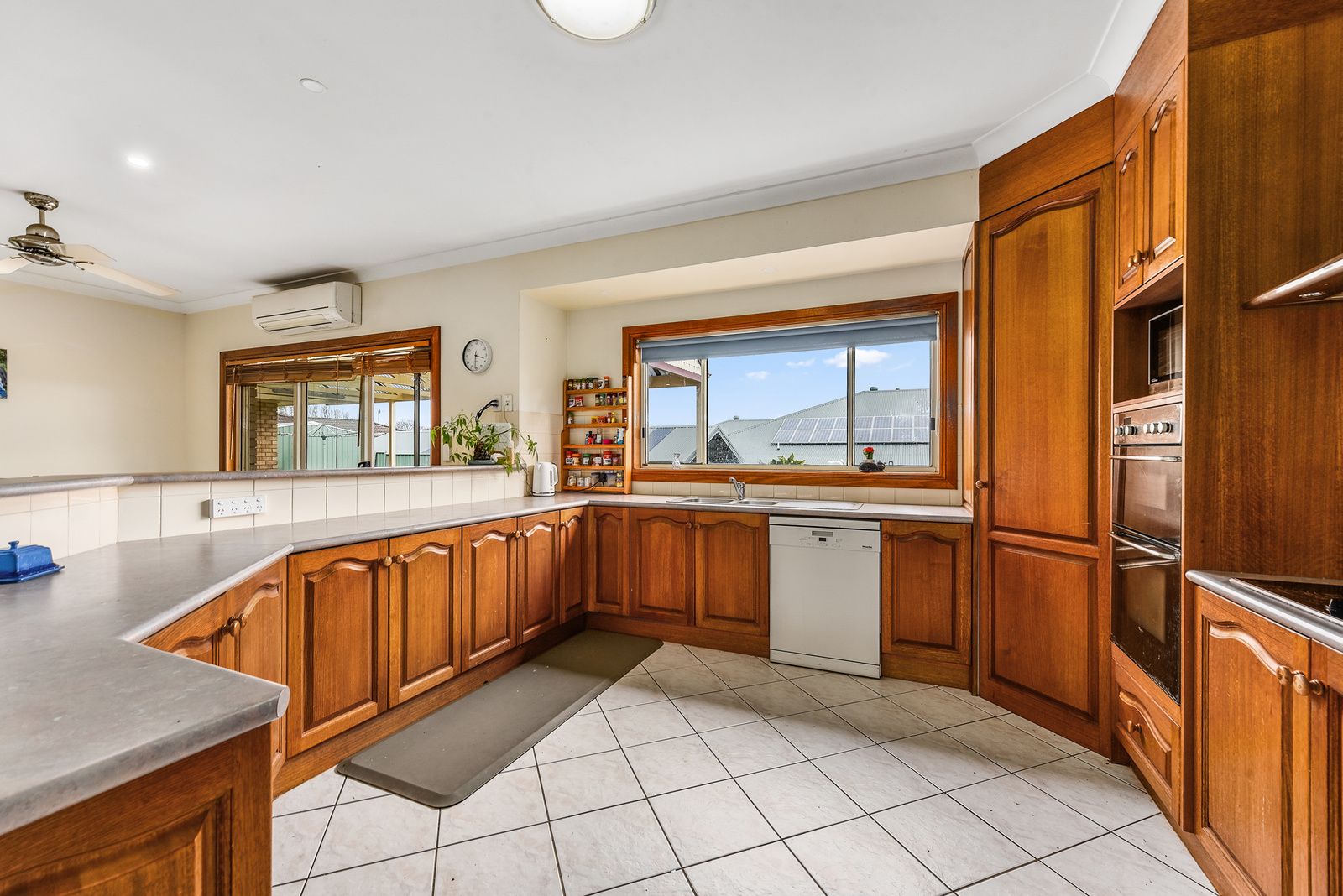 16 Grange Place, Mount Gambier SA 5290, Image 1