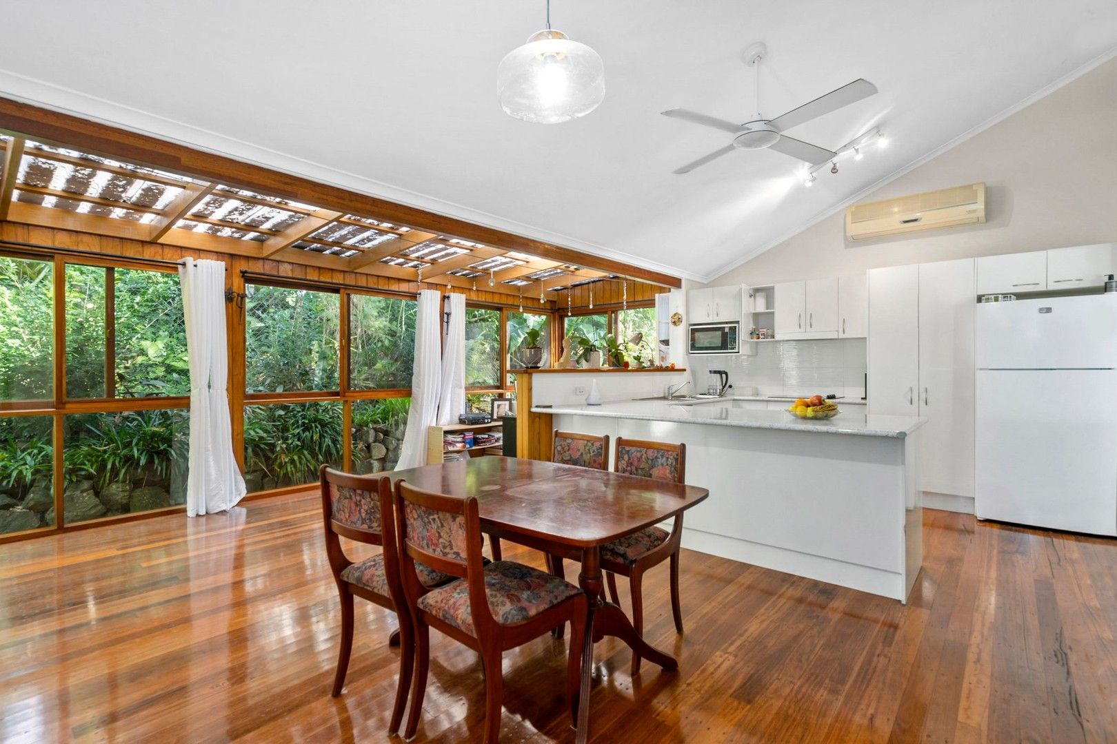 3 bedrooms House in 6 Kimbarra Court BUDERIM QLD, 4556