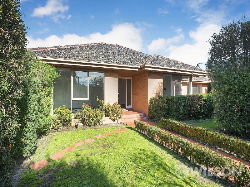 3 bedrooms House in 35 Balaclava Road ST KILDA EAST VIC, 3183