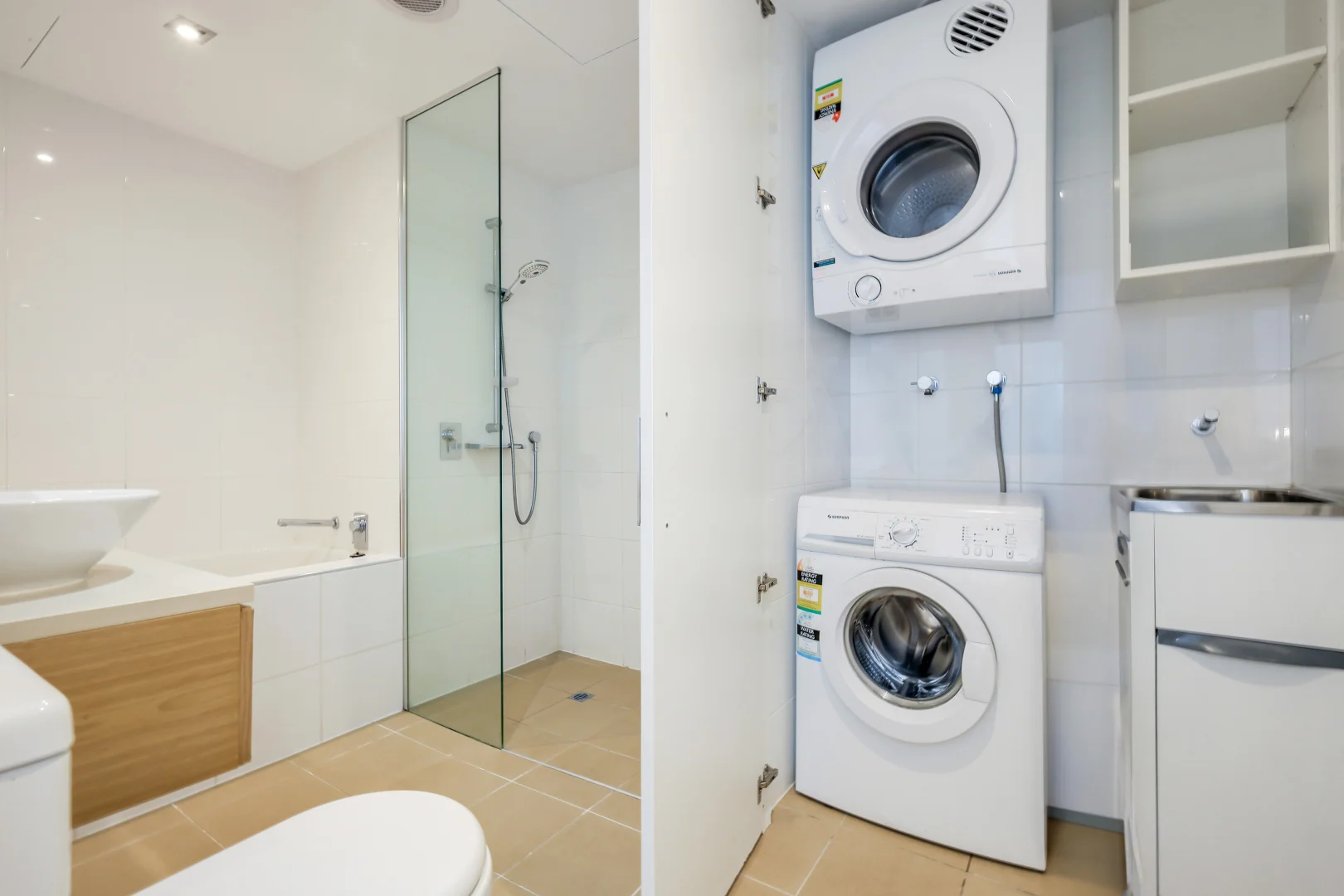 Additional image 21 of 349/19 Kitchener Drive, Darwin City NT 0800