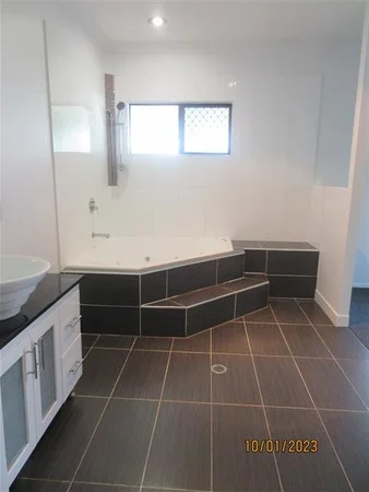 Additional image 13 of 41 Minaret Way, Mount Louisa QLD 4814