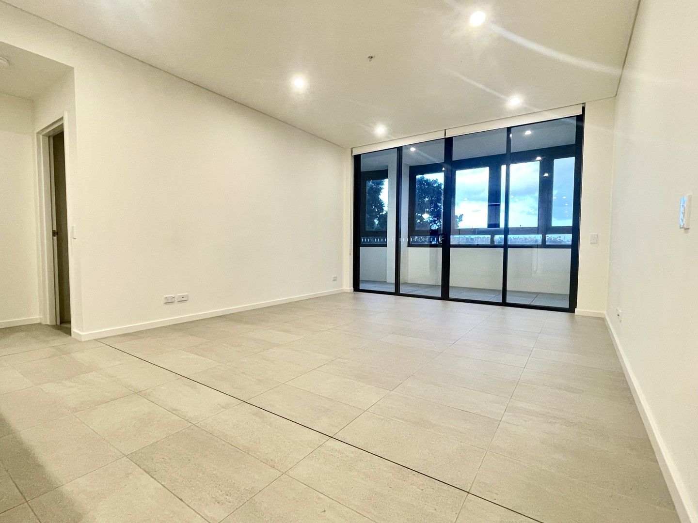 2 bedrooms Apartment / Unit / Flat in 407/2B Wharf Road MELROSE PARK NSW, 2114