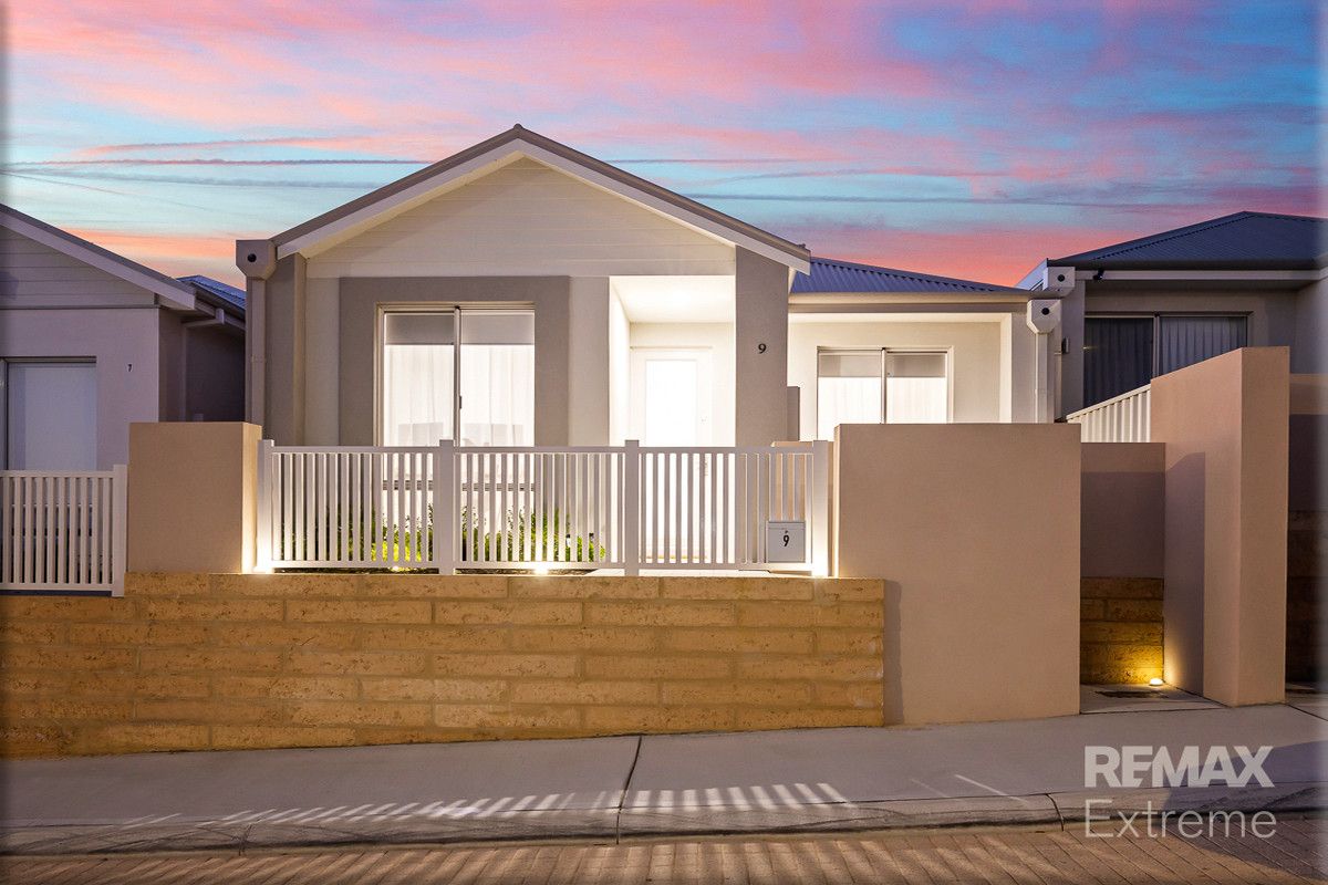 3 bedrooms House in 9 Andorra Way ALKIMOS WA, 6038