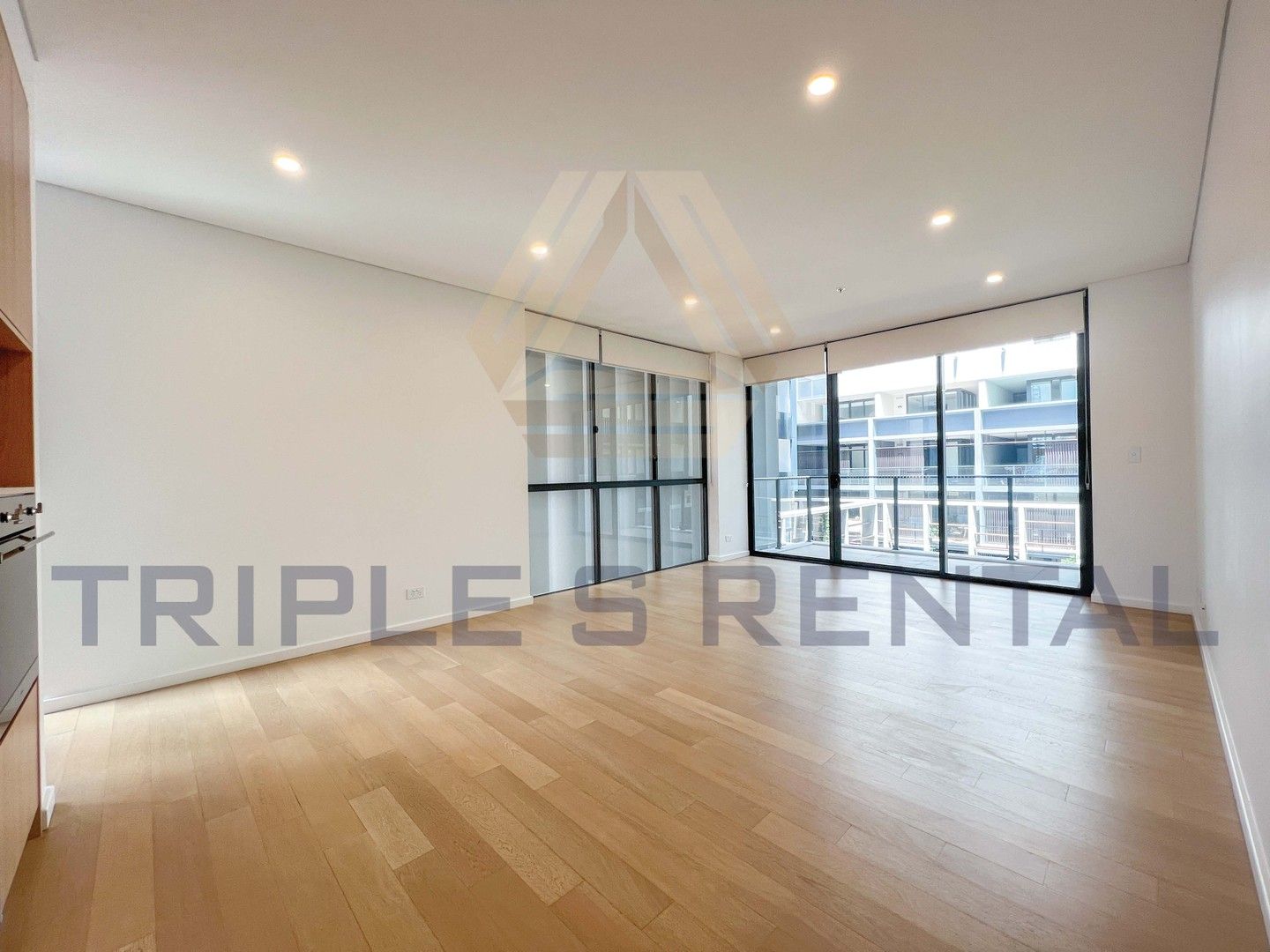 2 bedrooms Apartment / Unit / Flat in 208/6 Paul Street ZETLAND NSW, 2017