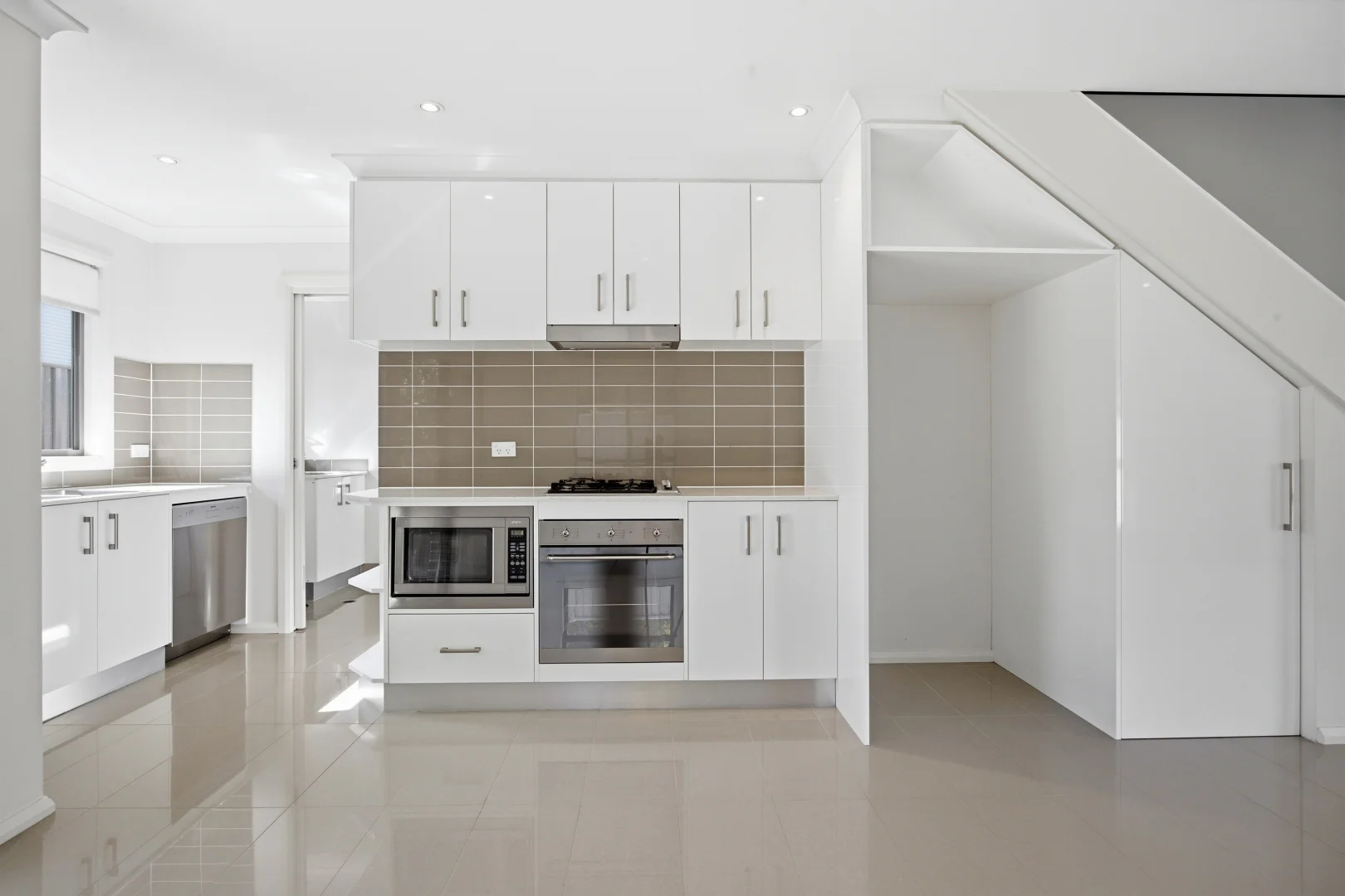 Additional image 7 of Unit 4/9 Bungendore Road, Queanbeyan East NSW 2620