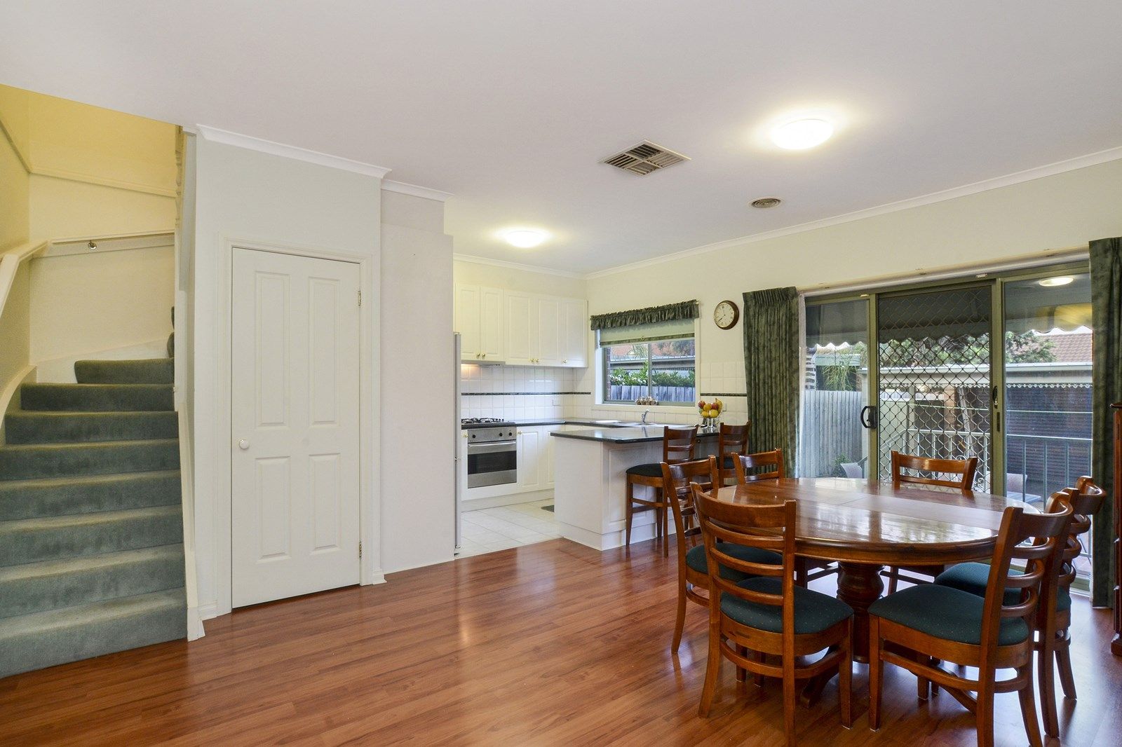 70 Stockdale Way, Mill Park VIC 3082, Image 2