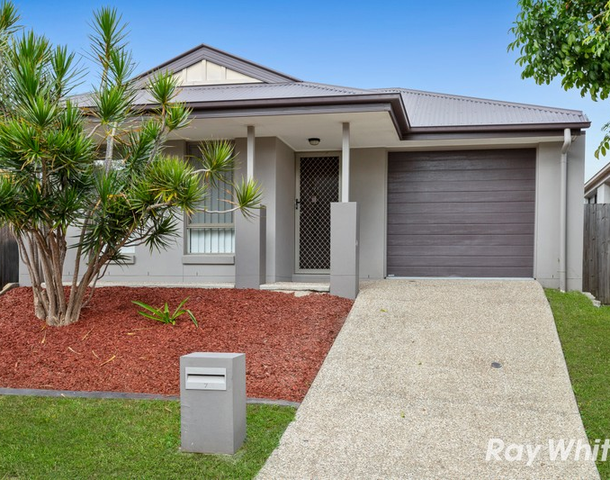 7 Drewett Avenue, Redbank Plains QLD 4301