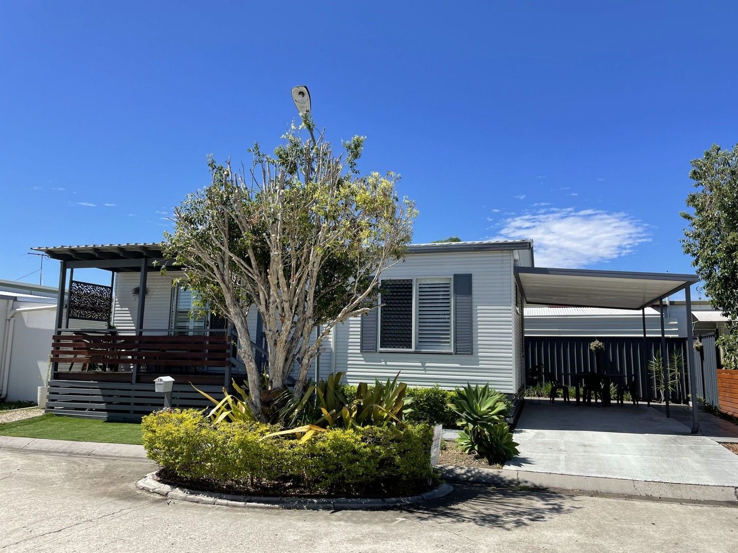 2 bedrooms House in 16 The Boulevarde BURPENGARY QLD, 4505