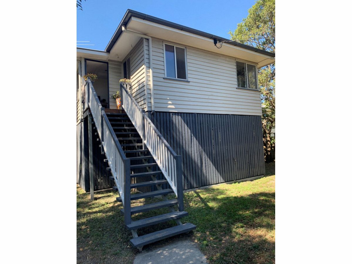 3 bedrooms House in 90 Pegg Road ROCKLEA QLD, 4106