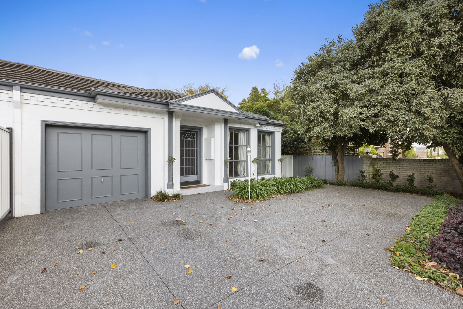 2 bedrooms Duplex in 661 Burke Road CAMBERWELL VIC, 3124