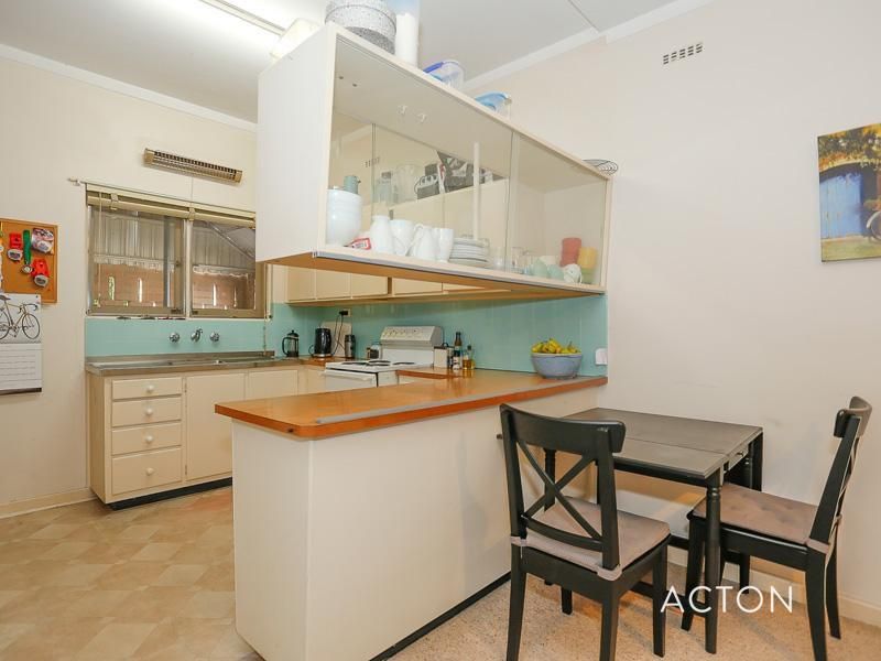 2 bedrooms Apartment / Unit / Flat in 3/67 Matheson Road APPLECROSS WA, 6153