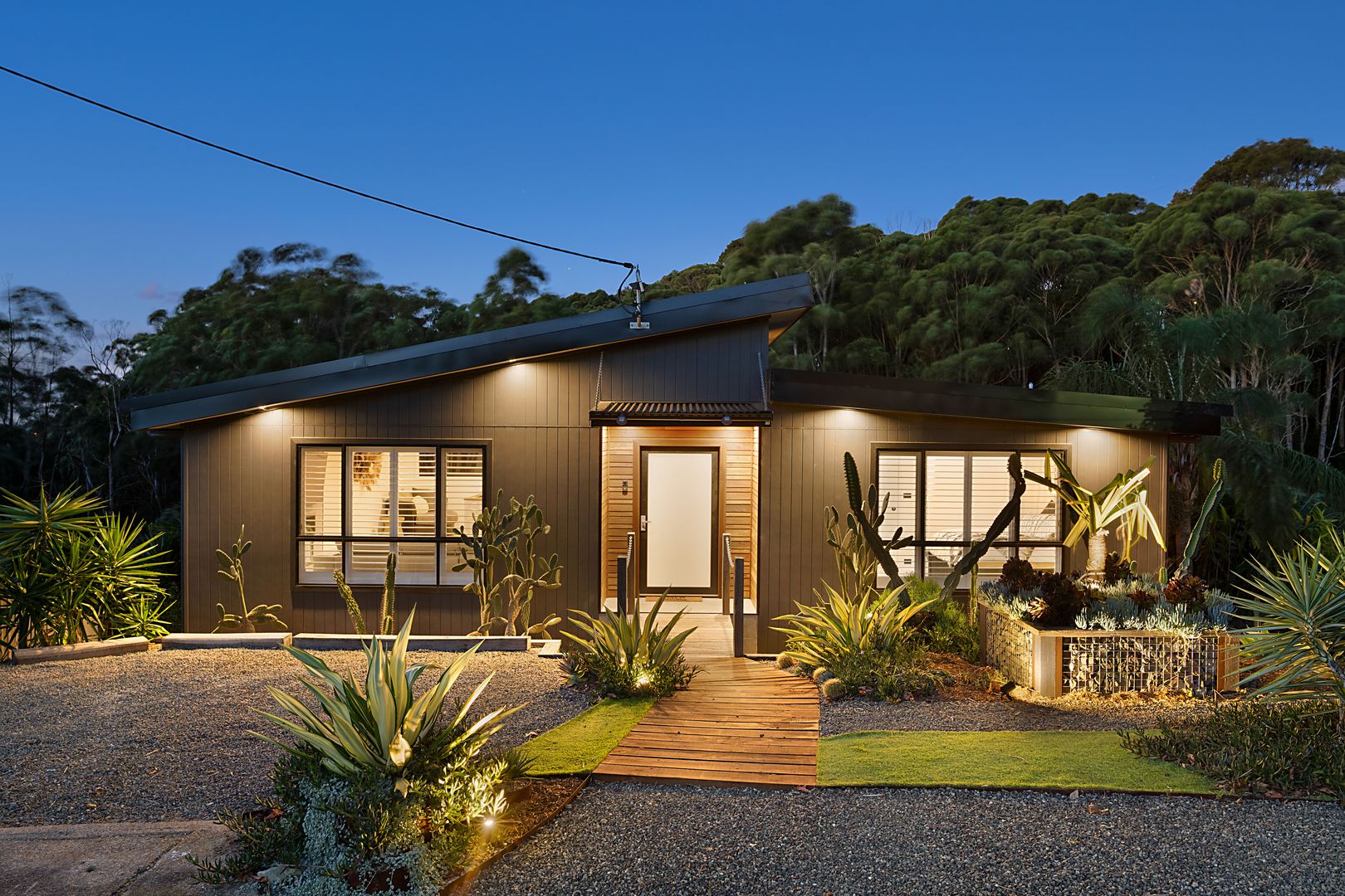 4 bedrooms House in 5 Ede Close CHARLESTOWN NSW, 2290