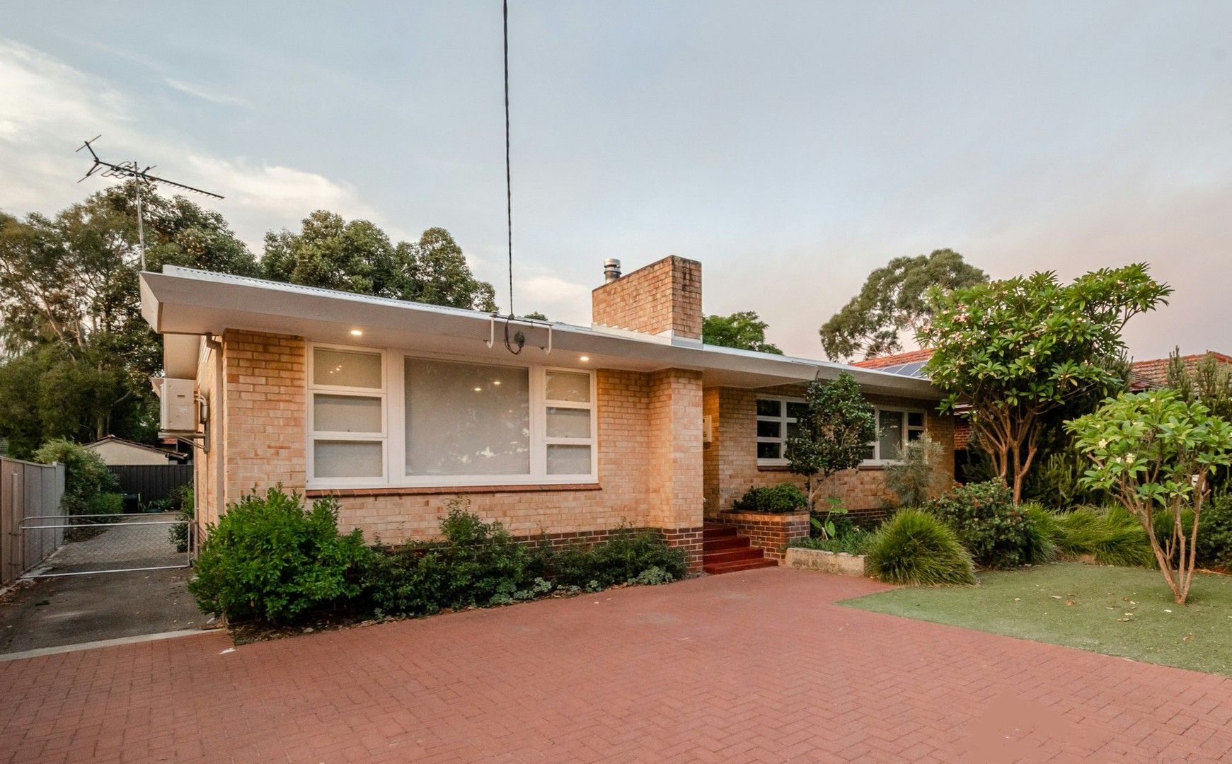 10 Canny Road, St James WA 6102, Image 0