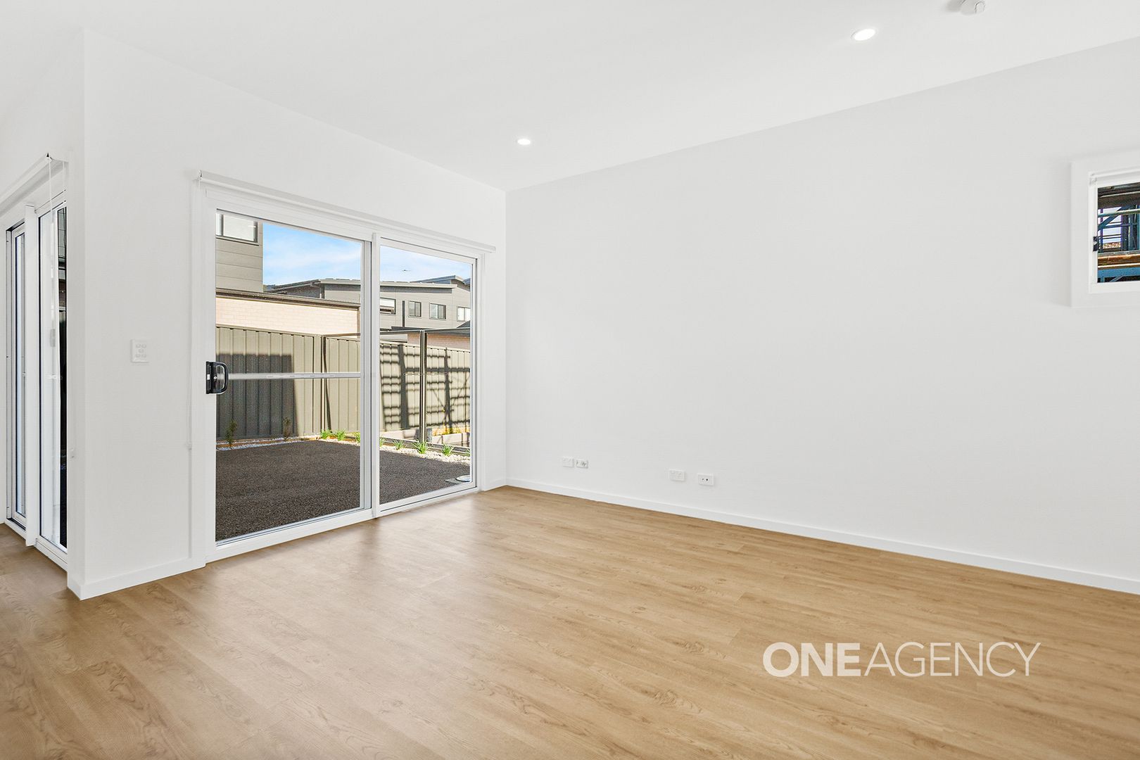 2/46 Raleigh Street, Albion Park NSW 2527, Image 2