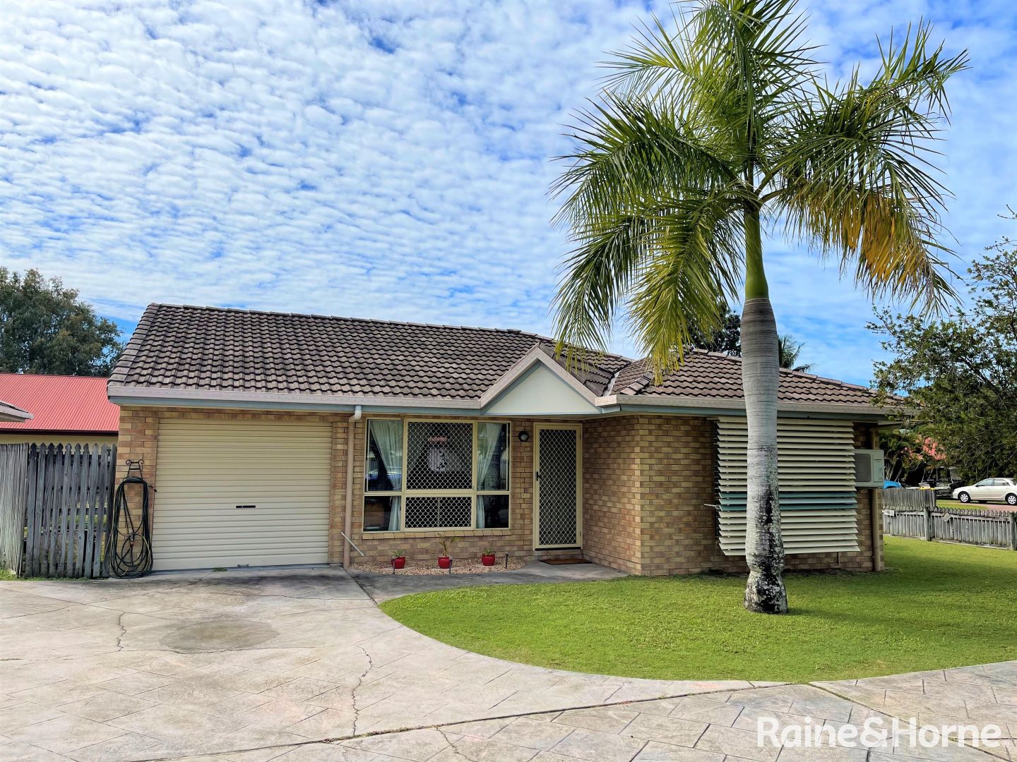 Unit 1/16 Lorraine Court, Andergrove QLD 4740, Image 1