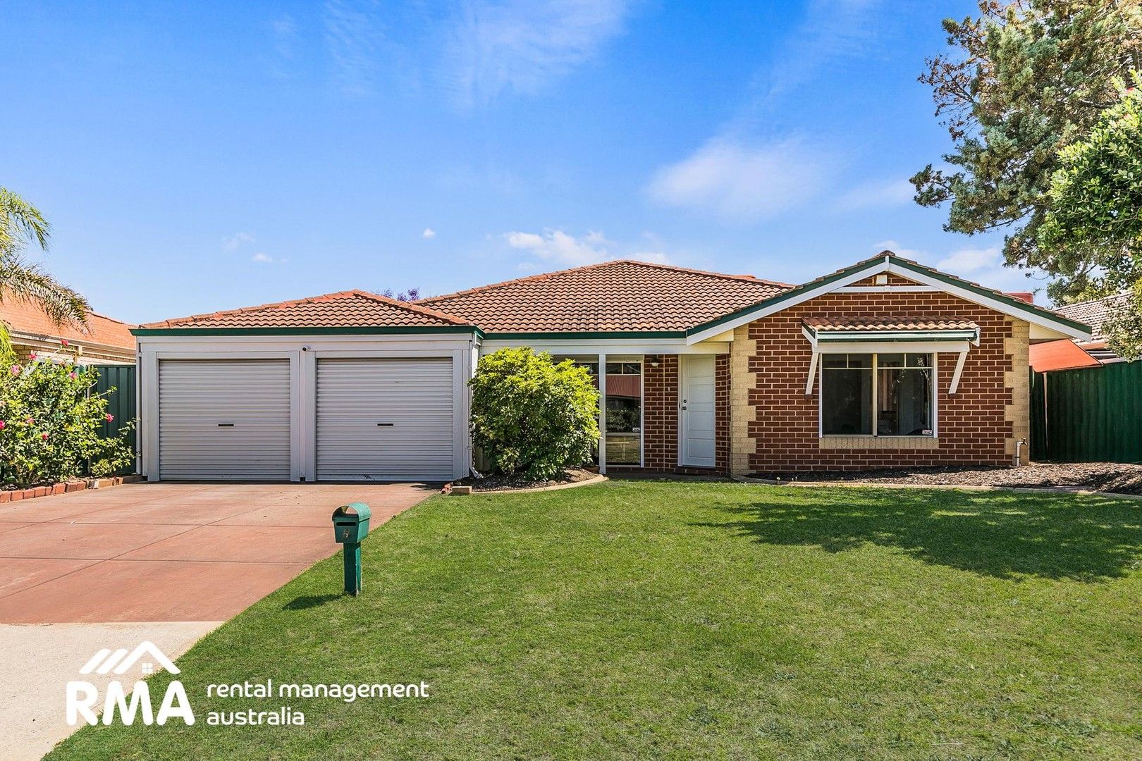 4 bedrooms House in 5 Folland Parade ATWELL WA, 6164