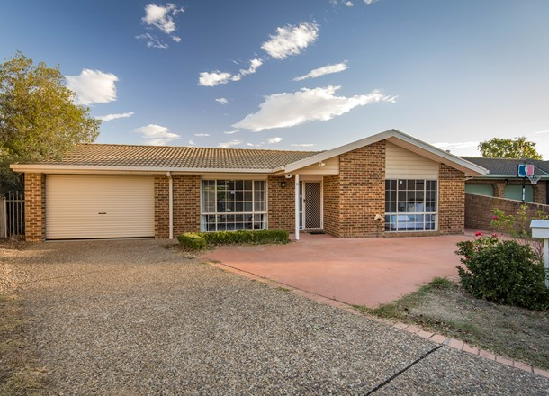 18 Huxley Place, Palmerston ACT 2913