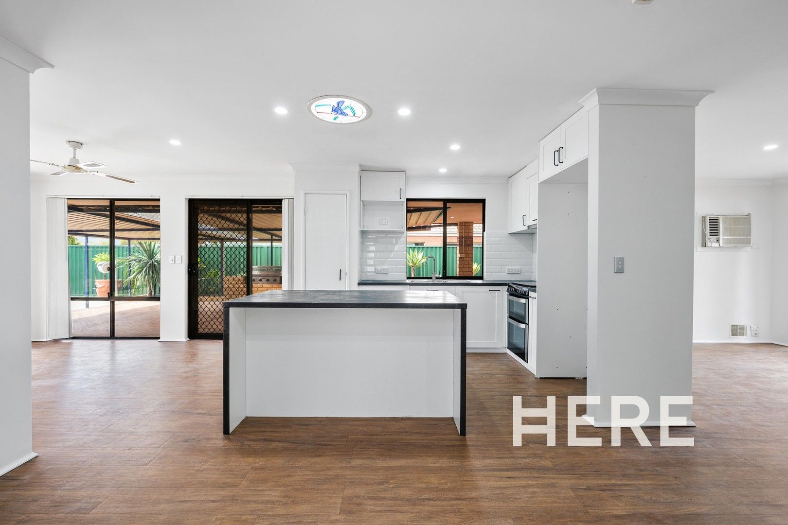 4 bedrooms House in 4 Tekapo Lane BALLAJURA WA, 6066