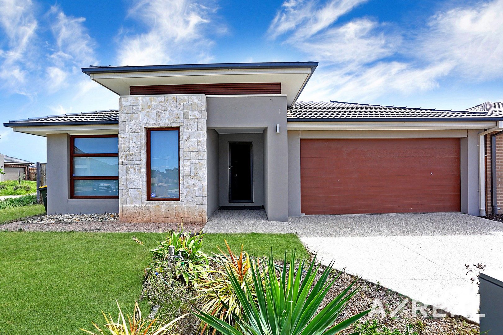 4 bedrooms House in 138 Bondi Parade POINT COOK VIC, 3030