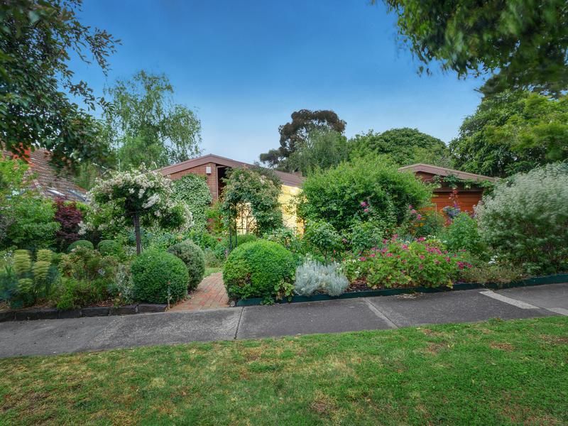 5 Avenue Athol, Canterbury VIC 3126, Image 2