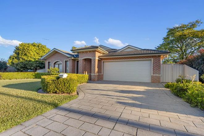 Picture of 1 Willow Tree Avenue, EMU PLAINS NSW 2750