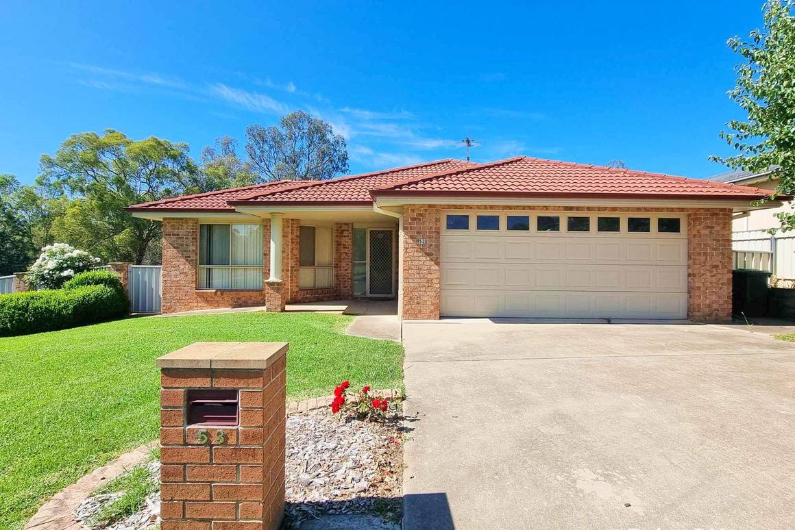 Picture of 53 Petticoat Lane, YOUNG NSW 2594