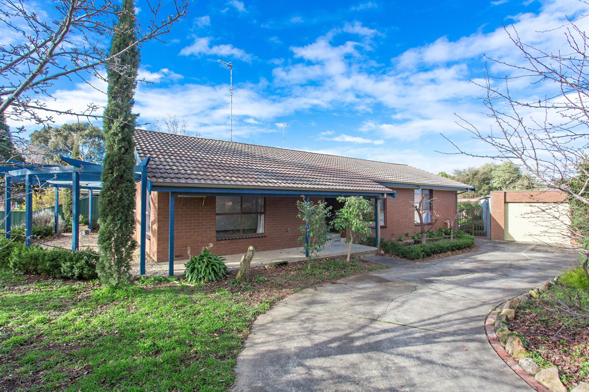 20 Kinnane Court, Ballarat North Property History & Address Research