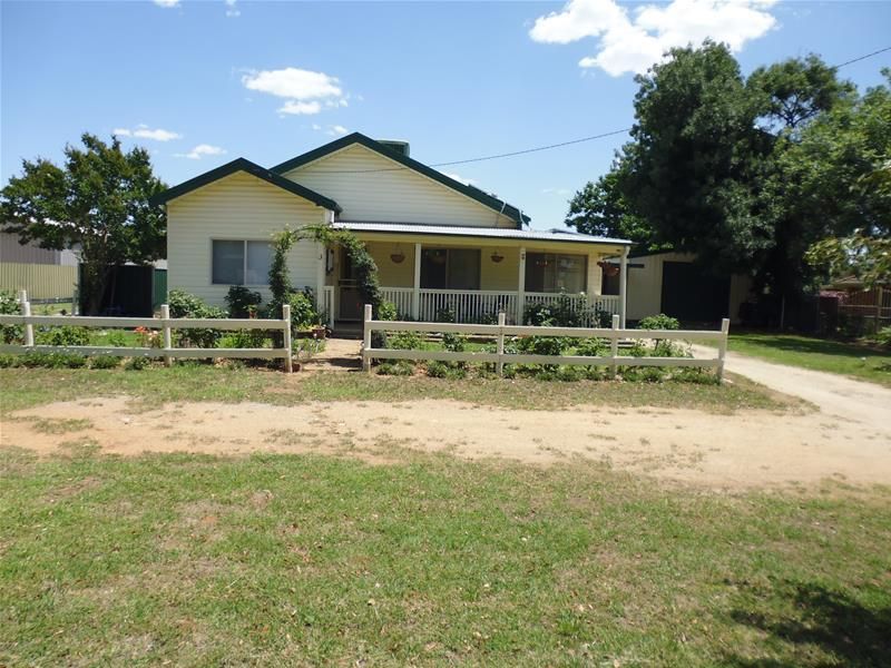 3 Stephen Street, Gooloogong NSW 2805, Image 0