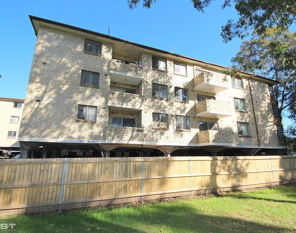 1/270 King Georges Road, Roselands NSW 2196