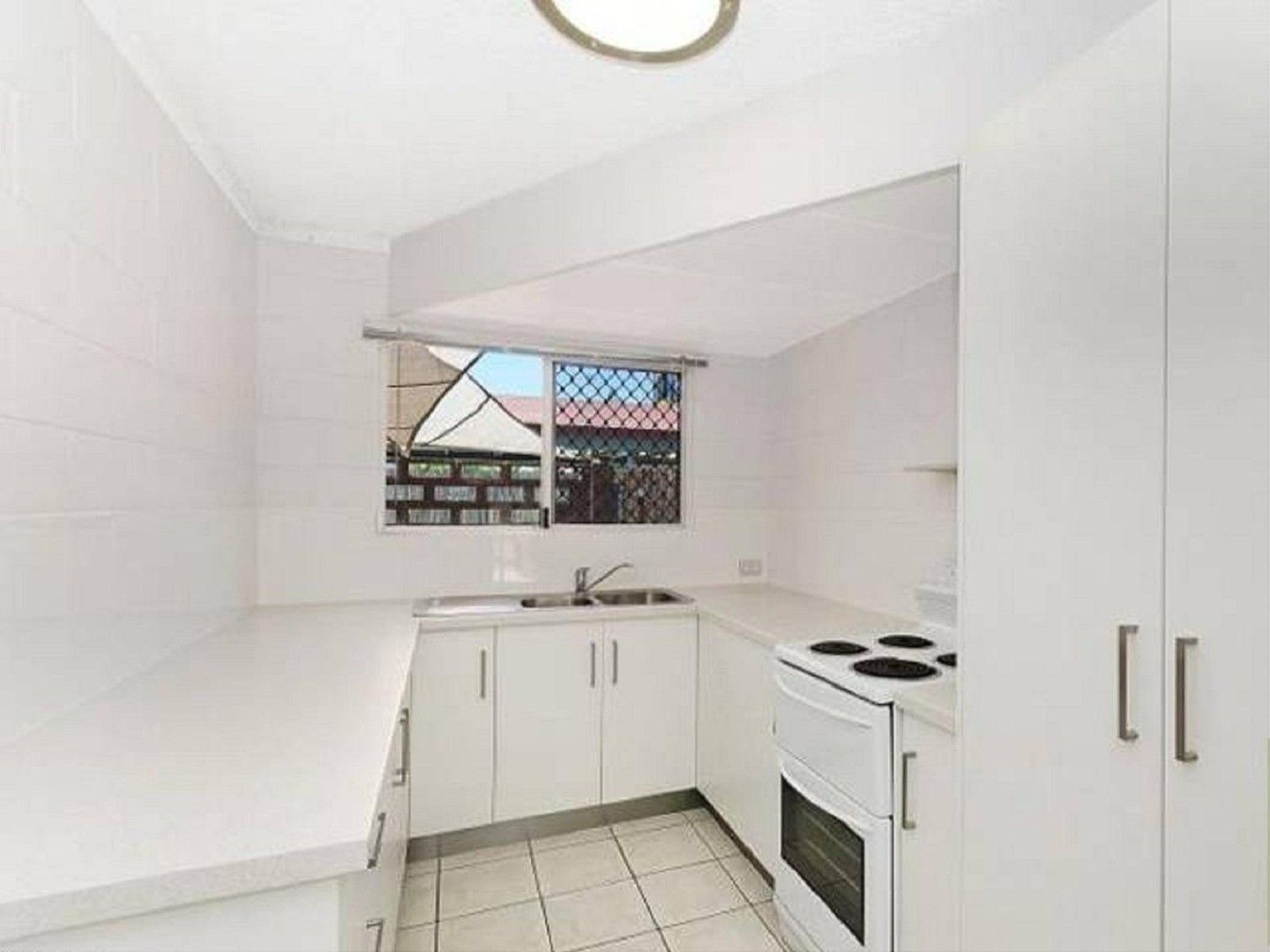 2 bedrooms Apartment / Unit / Flat in 10/22 Stuart Street NORTH WARD QLD, 4810