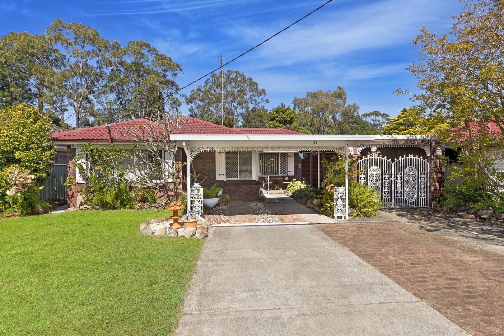 38 Everglades Crescent, Woy Woy NSW 2256, Image 0