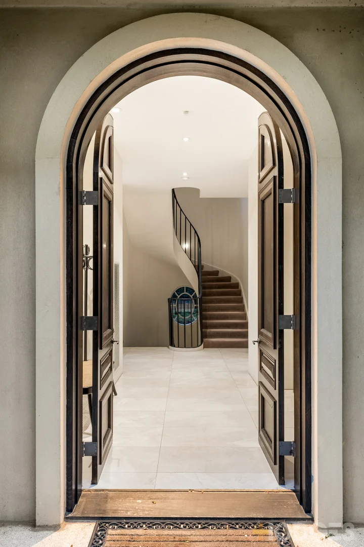 Image 19
