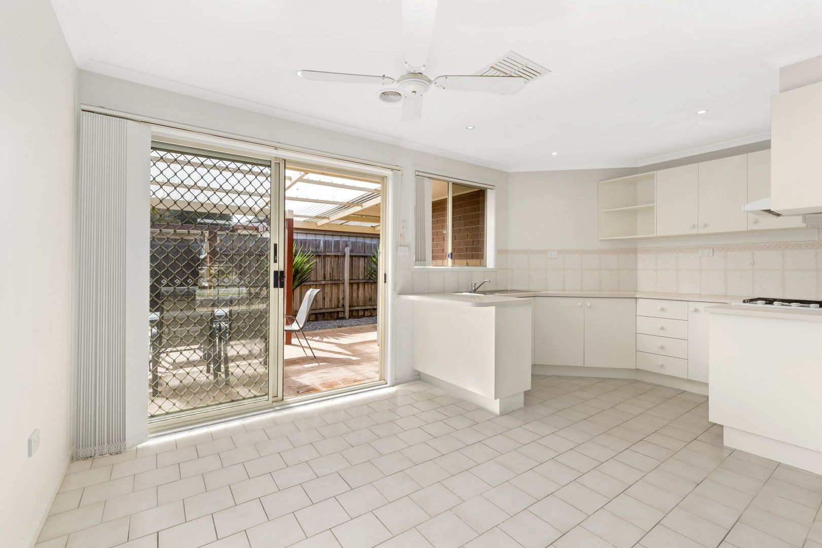 10A Cabot Drive, Epping VIC 3076, Image 2