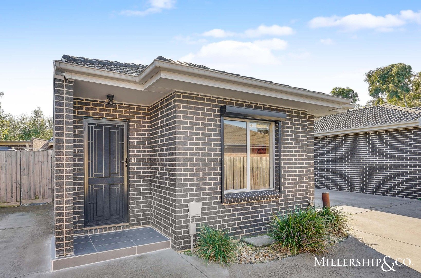 2/24 Methven Avenue, South Morang VIC 3752, Image 0