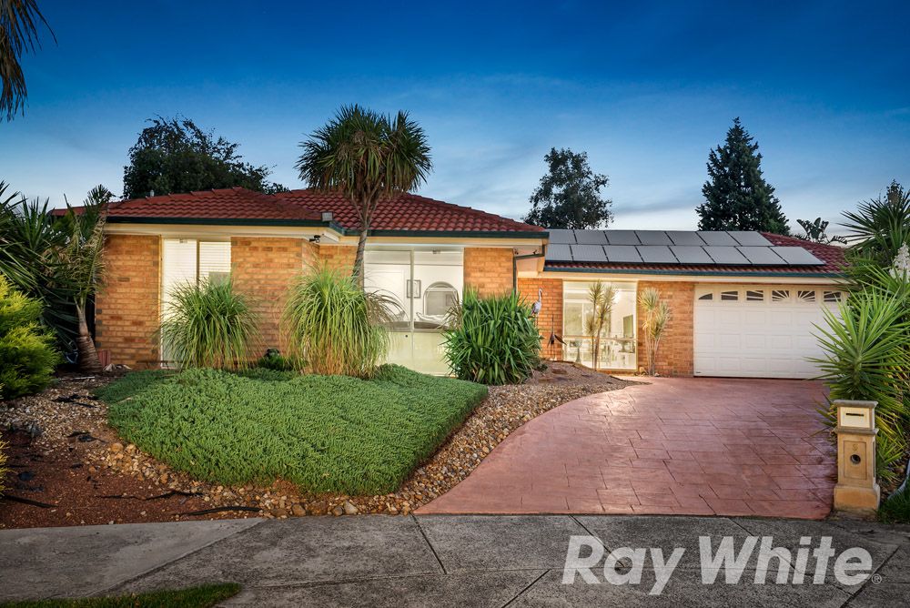 9 Hobson Crescent, Mill Park VIC 3082, Image 1