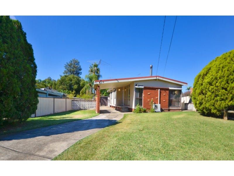 18 Denver Place, Toongabbie NSW 2146, Image 0