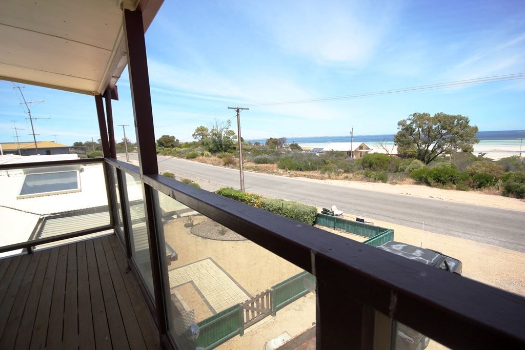 18 Esplanade, Hardwicke Bay SA 5575, Image 1